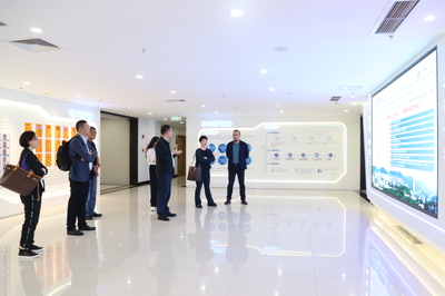 攜手共進，賦能未來 研究生院江南分院與北京信源電子信息技術有限公司深化產教融合交流